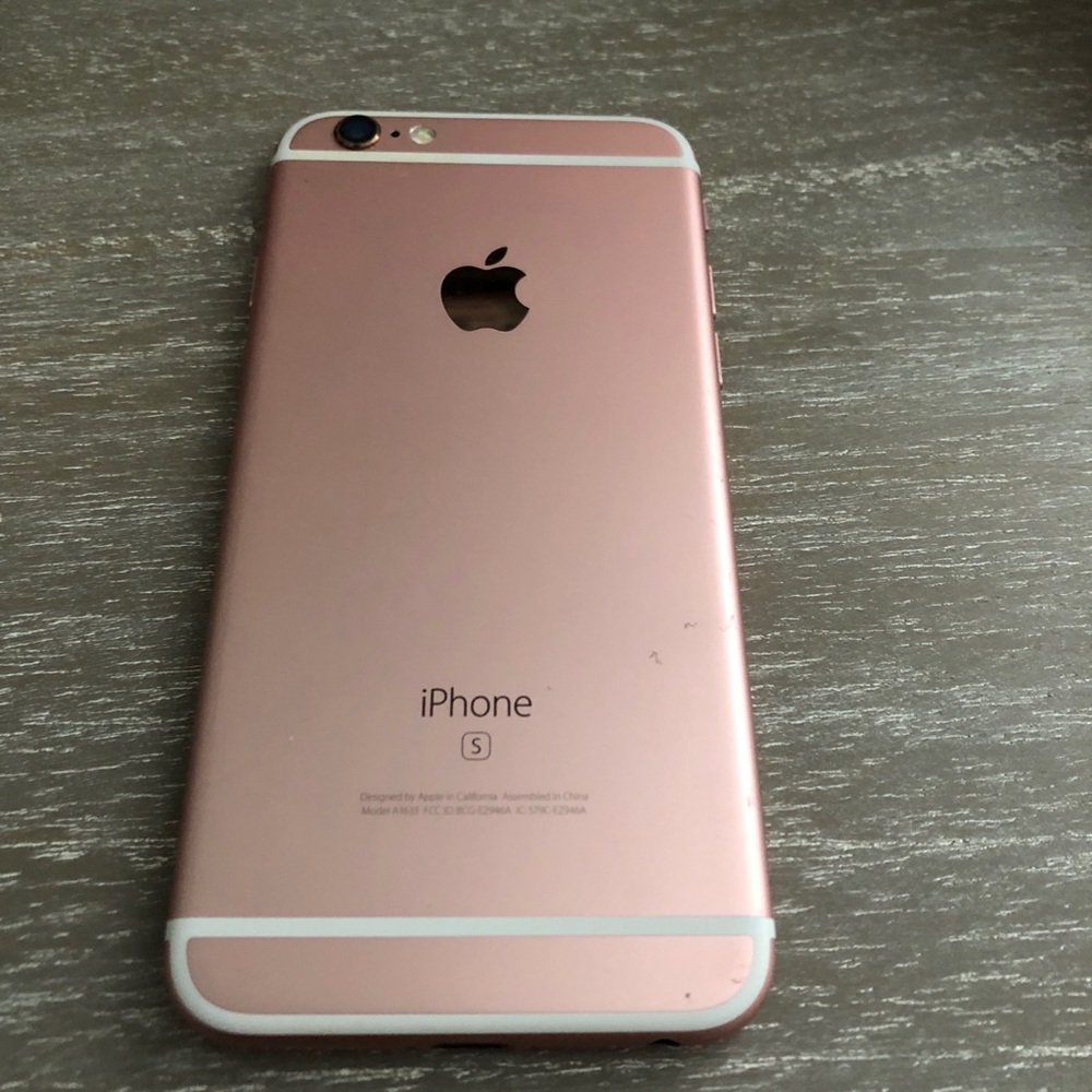 iPhone 7s (front screen shattered)